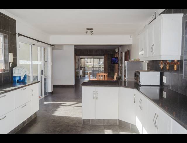 4 BEDROOM HOUSE FOR SALE IN WIDENHAM